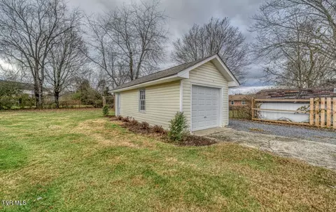1201 E Mountain View Road Johnson City Tn 37601, Johnson City, TN 37601 photo 7