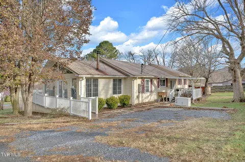 146 Luttrell Street Erwin Tn 37650, Erwin, TN 37650