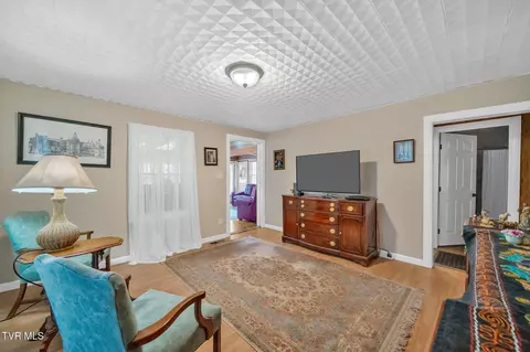 Living - 146 Luttrell Street Erwin Tn 37650, Erwin, TN 37650 photo 3 of 3