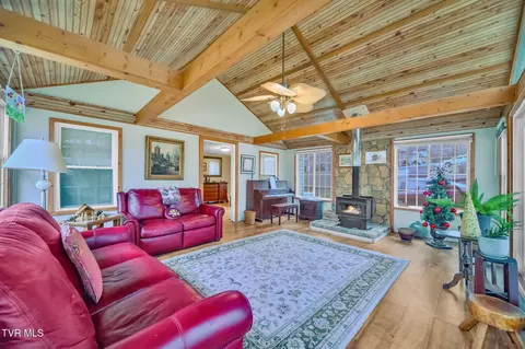 Living - 146 Luttrell Street Erwin Tn 37650, Erwin, TN 37650 photo 1 of 3
