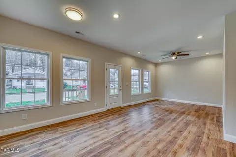 725 Maple Avenue Erwin Tn 37650, Erwin, TN 37650 photo 12
