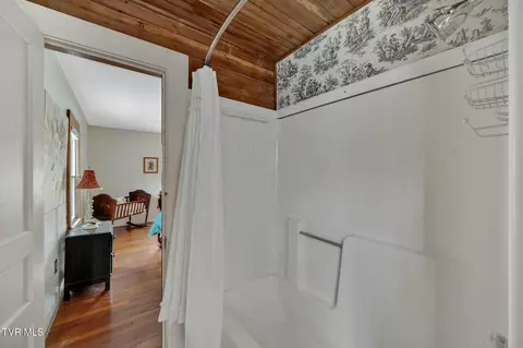 Bath - 199 Hugh Cox Road Gray Tn 37615, Gray, TN 37615 photo 6 of 6