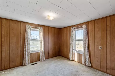 Bedroom - 135 Scalf Road Chuckey Tn 37641, Chuckey, TN 37641 photo 1 of 7