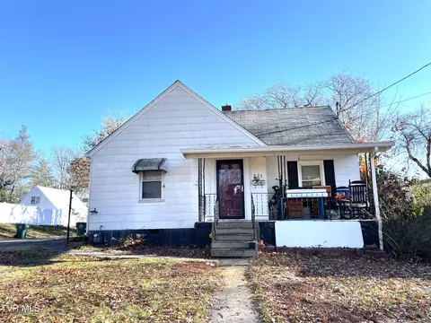 371 Douglas Street Bristol Va 24201, Bristol, VA 24201