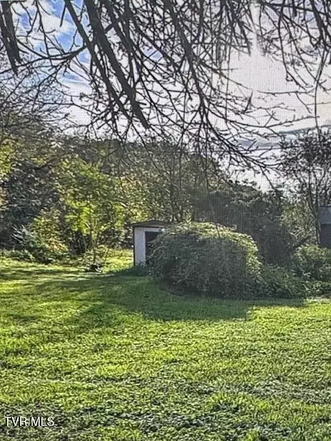 123 Jenkins Hollow Road Elizabethton Tn 37643, Elizabethton, TN 37643