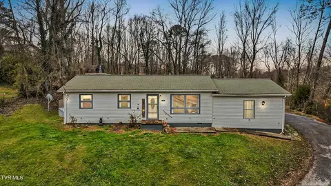 140 Miller Avenue Johnson City Tn 37601, Johnson City, TN 37601