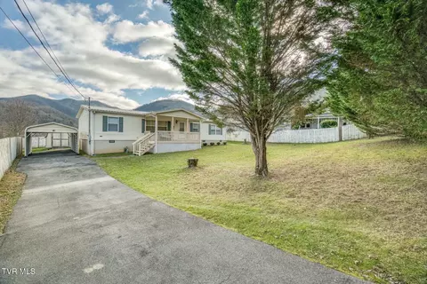 Other - 215 Mountain View Drive Hampton Tn 37658, Hampton, TN 37658 photo 2 of 6