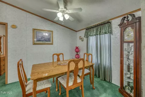 Dining - 215 Mountain View Drive Hampton Tn 37658, Hampton, TN 37658 photo 1 of 5