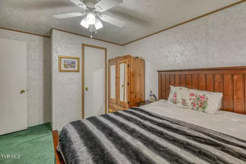 Bedroom - 215 Mountain View Drive Hampton Tn 37658, Hampton, TN 37658 photo 4 of 5