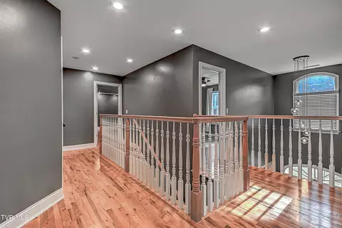 Entry Way - 136 Queensgate Bristol Tn 37620, Bristol, TN 37620 photo 2 of 2