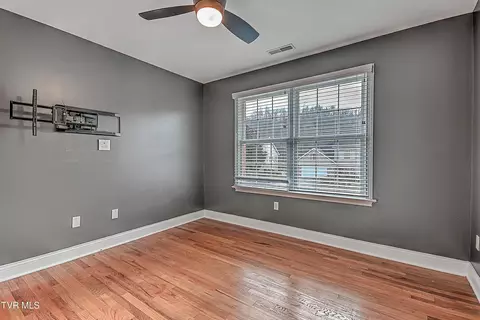 Bedroom - 136 Queensgate Bristol Tn 37620, Bristol, TN 37620 photo 9 of 10