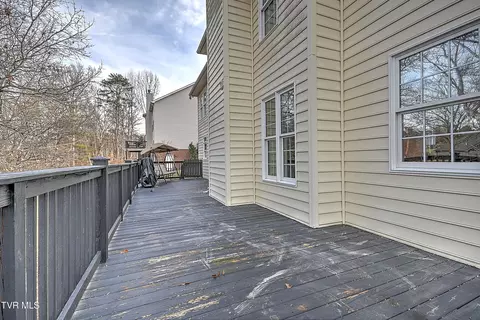 Exterior - 136 Queensgate Bristol Tn 37620, Bristol, TN 37620 photo 8 of 9