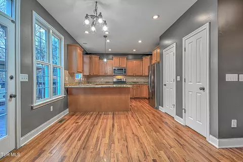 Other - 136 Queensgate Bristol Tn 37620, Bristol, TN 37620 photo 7 of 20