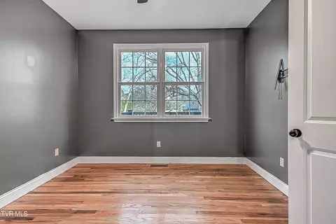 Bedroom - 136 Queensgate Bristol Tn 37620, Bristol, TN 37620 photo 3 of 10