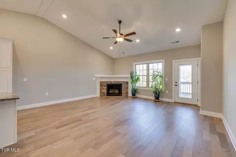 400 Harps Lane Gray Tn 37615, Gray, TN 37615 photo 9