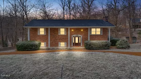 514 Ramblewood Drive Mount Carmel Tn 37645, Mount Carmel, TN 37645