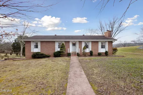 194 Woodway Circle Bluff City Tn 37618, Bluff City, TN 37618