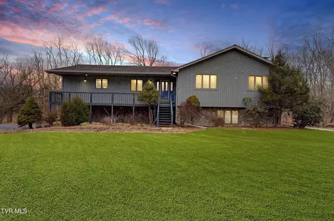 562 Fall Creek Road Blountville Tn 37617, Blountville, TN 37617
