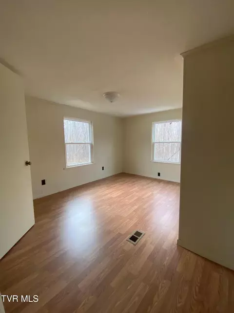 295 Morgan Loop Greeneville Tn 37743, Greeneville, TN 37743 photo 15