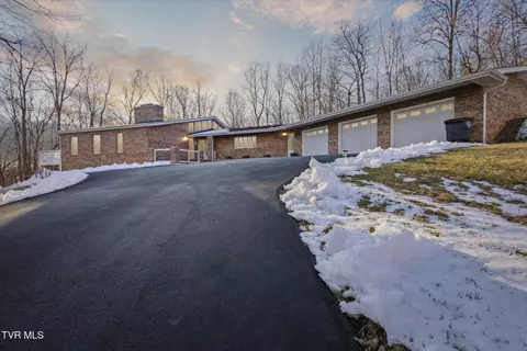 4005 Foxfire Lane Kingsport Tn 37664, Kingsport, TN 37664