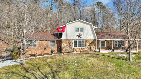 445 N Holston River Drive Kingsport Tn 37660, Kingsport, TN 37660