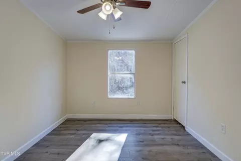 Bedroom - 664 Vinton Avenue Erwin Tn 37650, Erwin, TN 37650 photo 4 of 5