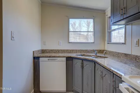 Kitchen - 664 Vinton Avenue Erwin Tn 37650, Erwin, TN 37650 photo 3 of 3