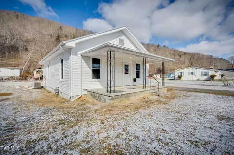 Exterior - 1117 S Buffalo Street Erwin Tn 37650, Erwin, TN 37650 photo 2 of 4