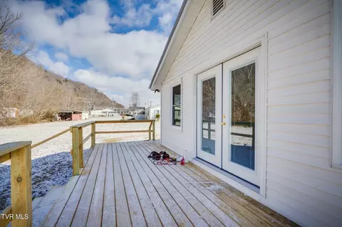 Exterior - 1117 S Buffalo Street Erwin Tn 37650, Erwin, TN 37650 photo 4 of 4