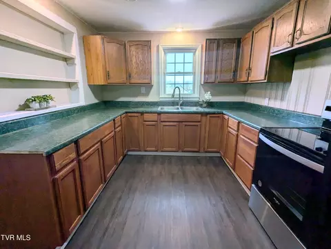 Kitchen - 228 Mae Mckee Road Chuckey Tn 37641, Chuckey, TN 37641 photo 1 of 1