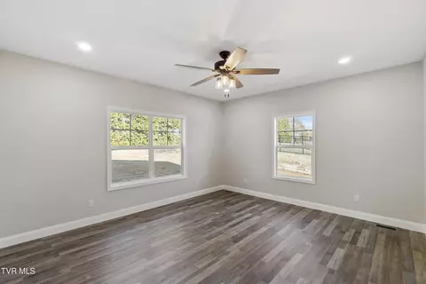 Living - 53 Clear Mountain Trail Greeneville Tn 37745, Greeneville, TN 37745 photo 13 of 13