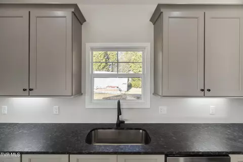 Kitchen - 53 Clear Mountain Trail Greeneville Tn 37745, Greeneville, TN 37745 photo 2 of 3