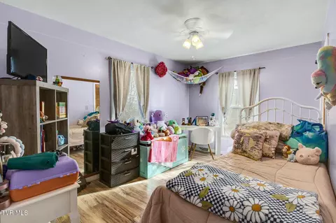 Bedroom - 96 E Panoramic View Drive Greeneville Tn 37743, Greeneville, TN 37743 photo 3 of 6