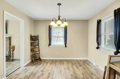 Dining - 96 E Panoramic View Drive Greeneville Tn 37743, Greeneville, TN 37743 photo 1 of 2