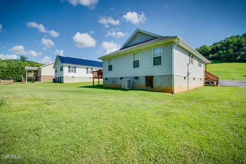 Exterior - 244 Harris Street Erwin Tn 37650, Erwin, TN 37650 photo 4 of 7