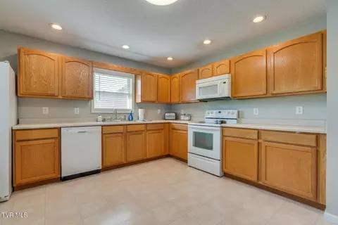 Kitchen - 244 Harris Street Erwin Tn 37650, Erwin, TN 37650 photo 3 of 3