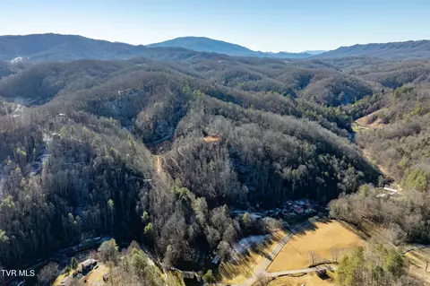 613 Simerly Creek Road Road Hampton Tn 37658, Hampton, TN 37658 photo 8