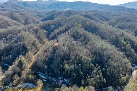 613 Simerly Creek Road Road Hampton Tn 37658, Hampton, TN 37658 photo 9