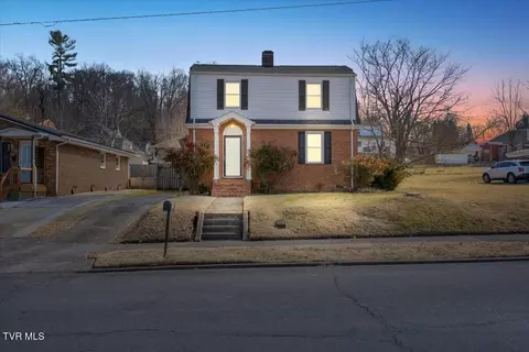 400 Carter Blvd Boulevard Elizabethton Tn 37643, Elizabethton, TN 37643