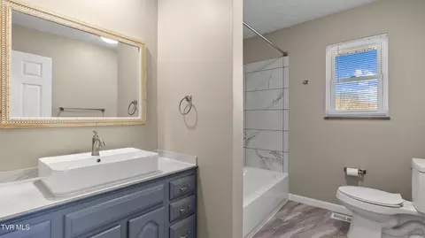 Bath - 596 Wanda Drive Talbott Tn 37877, Talbott, TN 37877 photo 2 of 2