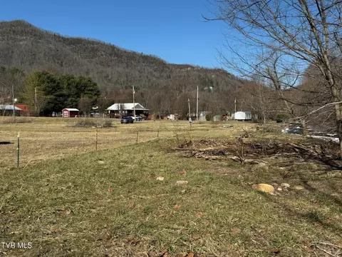 123 Streets Lane Hampton Tn 37658, Hampton, TN 37658 photo 12