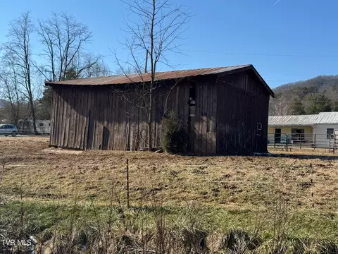 123 Streets Lane Hampton Tn 37658, Hampton, TN 37658 photo 14