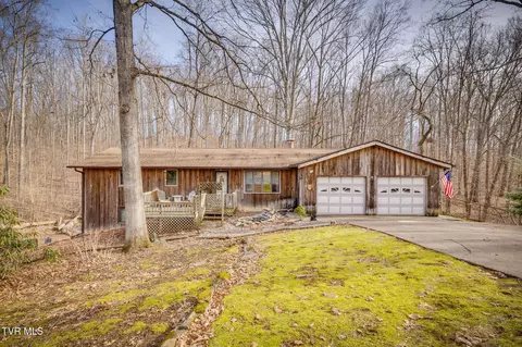 404 Fernwood Drive Mount Carmel Tn 37645, Mount Carmel, TN 37645