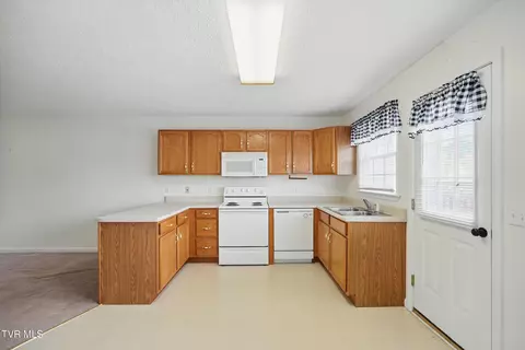 675 Beaverview Drive Bristol Va 24201, Bristol, VA 24201 photo 10