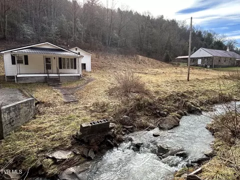 5750 N Fork Road Pound Va 24279, Pound, VA 24279