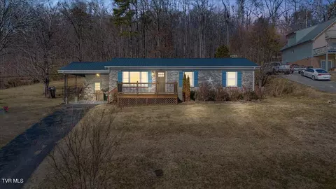 407 Pine Ridge Road Road Bluff City Tn 37618, Bluff City, TN 37618