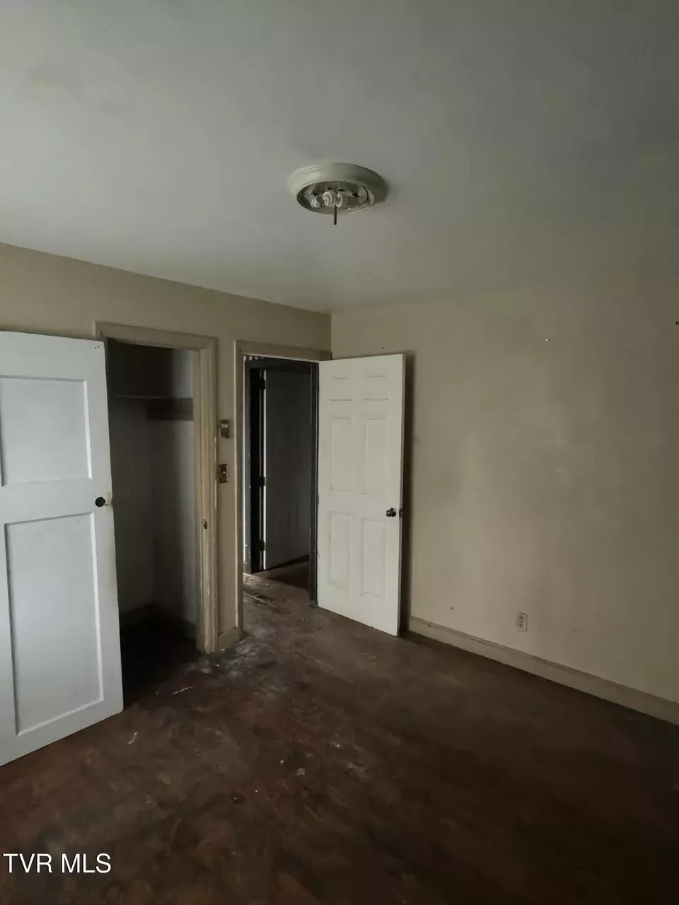 Bedroom - 1032 N Wilcox Drive Kingsport Tn 37660, Kingsport, TN 37660 photo 3 of 3