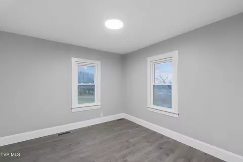 Bedroom - 2928 Highway 107 Chuckey Tn 37641, Chuckey, TN 37641 photo 4 of 6