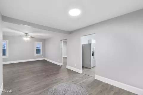 Living - 2928 Highway 107 Chuckey Tn 37641, Chuckey, TN 37641 photo 5 of 5