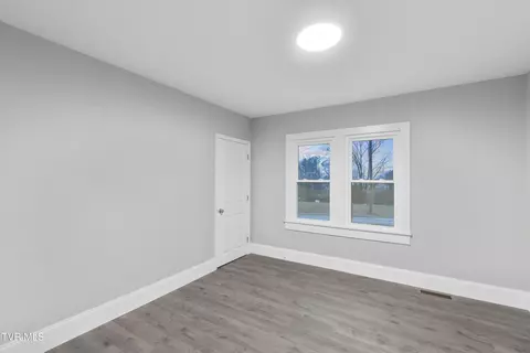 Bedroom - 2928 Highway 107 Chuckey Tn 37641, Chuckey, TN 37641 photo 5 of 6